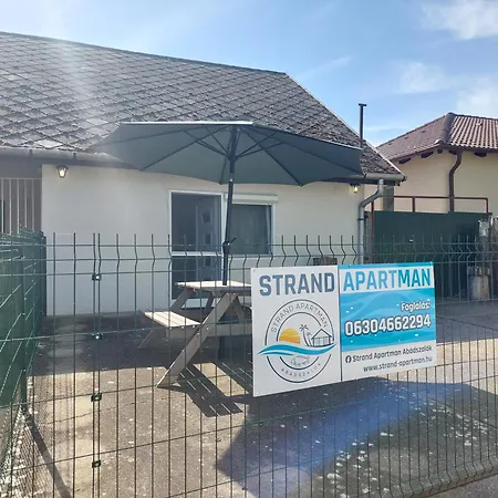 아파트 Apartman Abádszalók